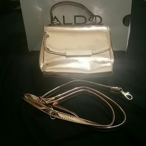 USED ALDO CUTE SANDALS AND CROSSBODY BAG - Picture 3 of 8