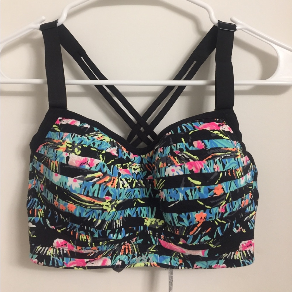 VSX sports bra 32DD cross back printed