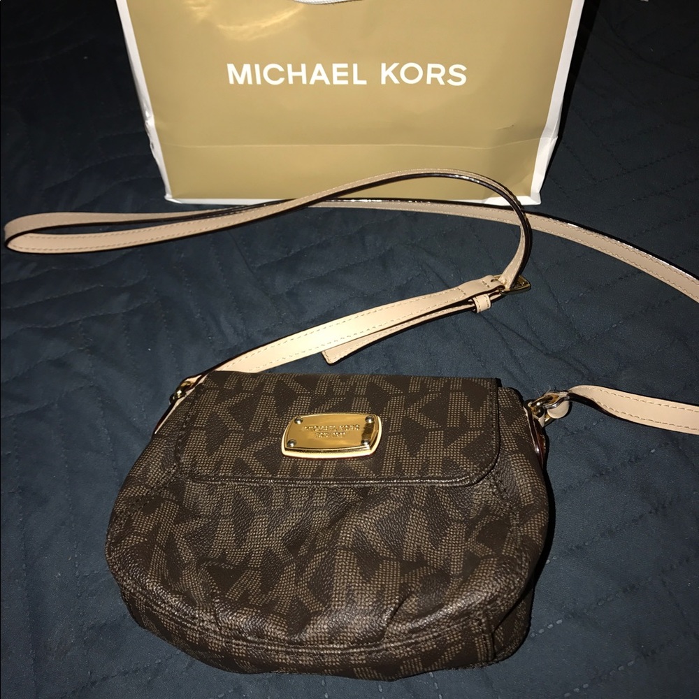 Authentic Michael Kors Crossbody