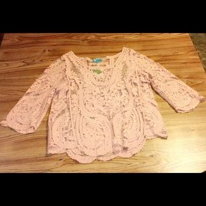 BNWT BLUSH LACE BLOUSE SIZE XL