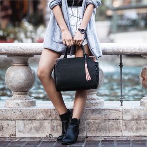 Oliver Bilou MIA Handbag