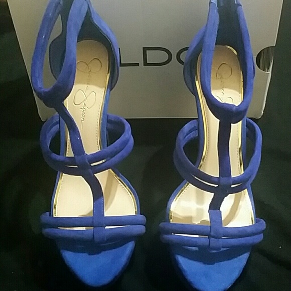 Does Tj Maxx Carry Louis Vuitton Shoes