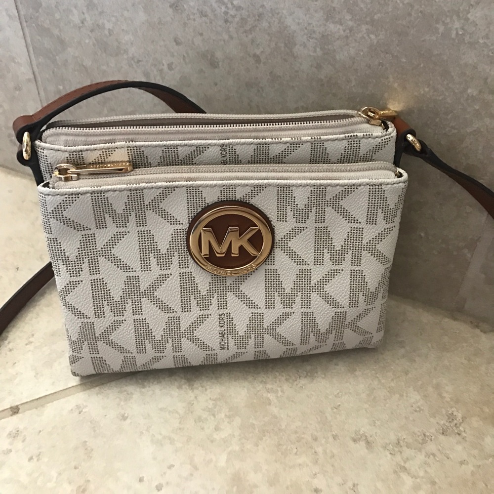 Michael Kors crossbody