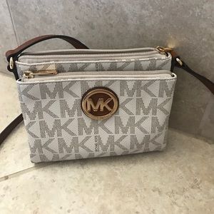 Michael Kors crossbody