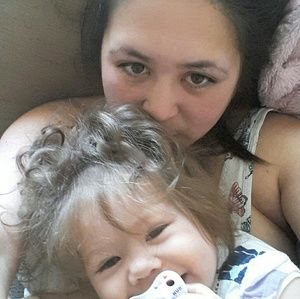 Meet your Posher, April