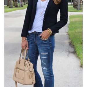 Meet your Posher, Isela