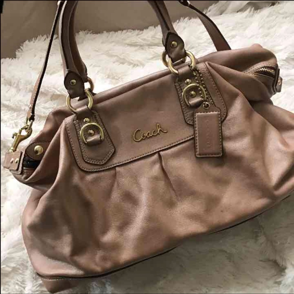 Coach tan shoulder bag