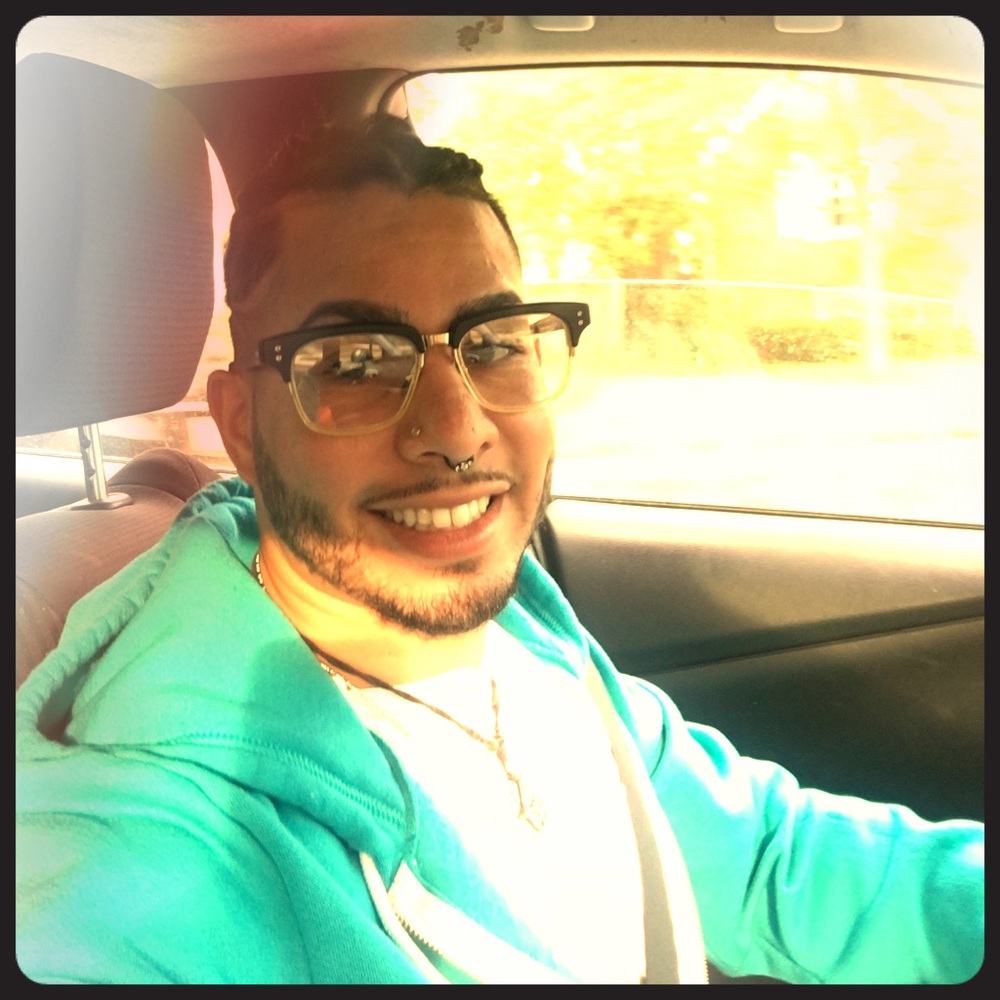 Meet your Posher, Giovanni