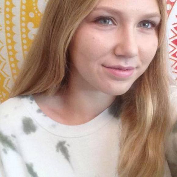 Meet your Posher, Sedrina - Picture 1 of 1