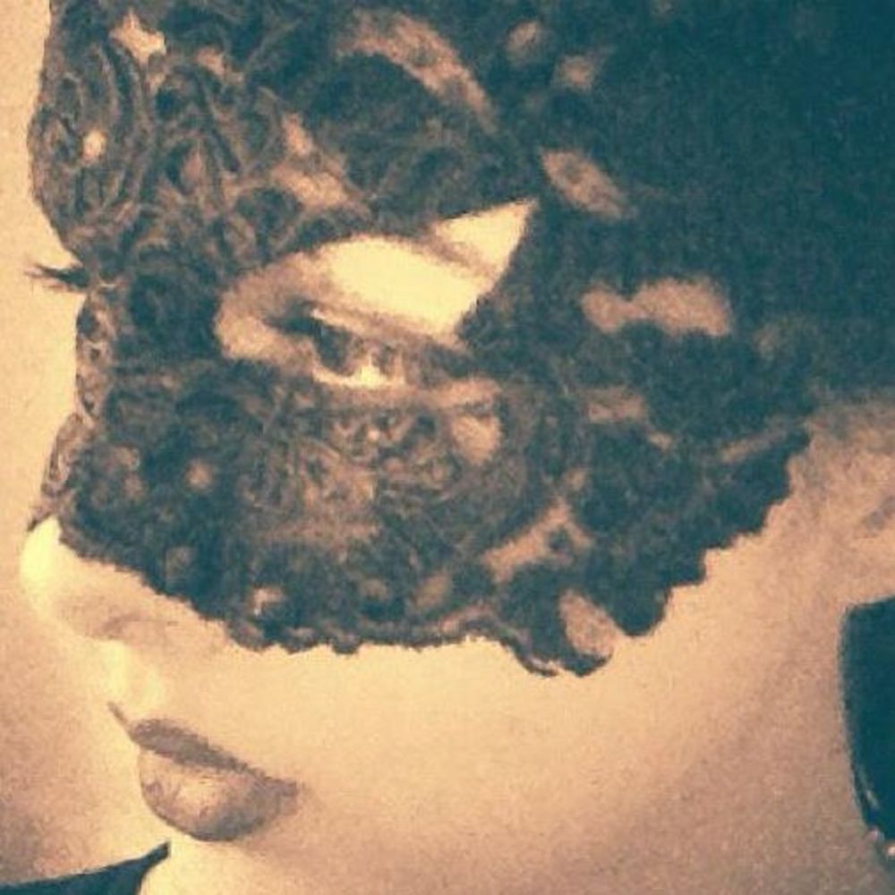 Meet your Posher, Carolyn