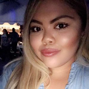 Meet your Posher, Mayte