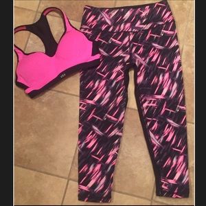 Victoria's Secret VSX knockout leggings M