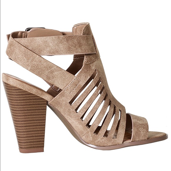 Taupe beige summer heels ❤️ - Picture 2 of 4