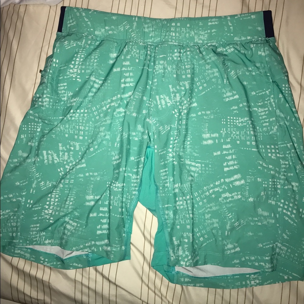 LULULEMON 🍋 Pace Breaker shorts