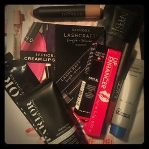 Beauty Sample Bundle *Free gift with purchase!