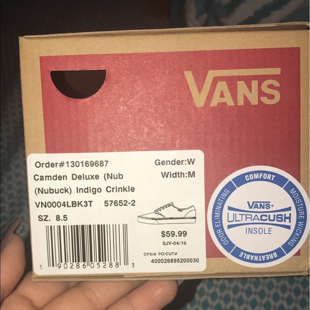 Vans - Picture 5 of 5