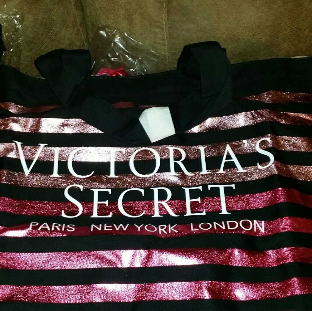 NWOT VICTORIA'S SECRET TOTE