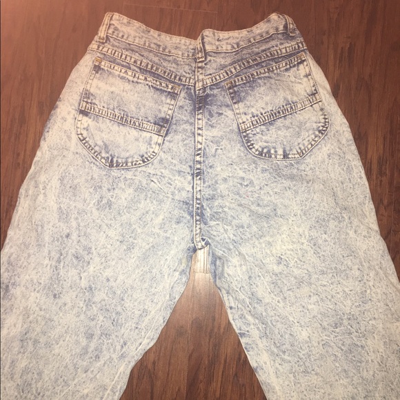Stone Wash Denim Pants - Picture 3 of 5