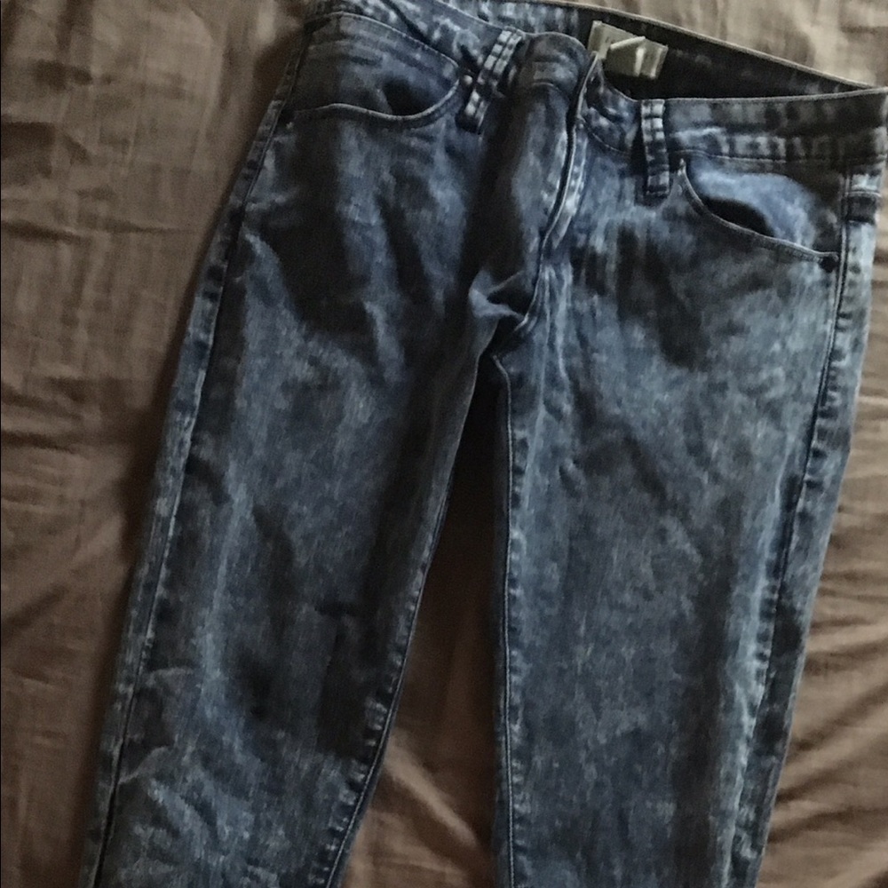 Cuffed Acid Wash Skinny Jeans