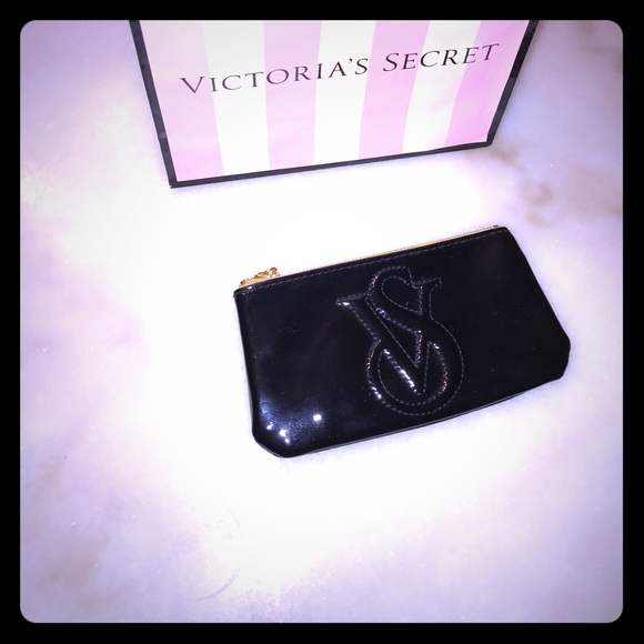 Victoria's Secret coin purse - Picture 1 of 2