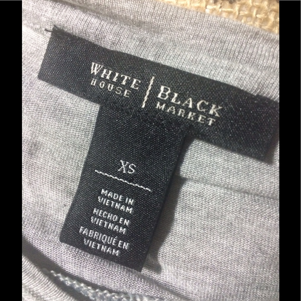 White House Black Market Gray/White 3/4 Sleeve Top - Picture 4 of 6