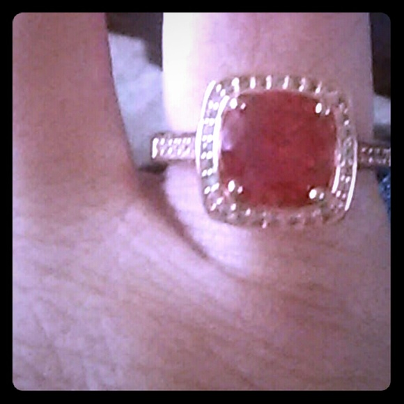 Ring - Picture 1 of 1