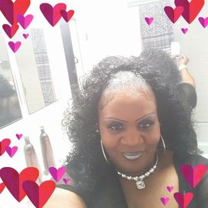 Meet your Posher, Paula