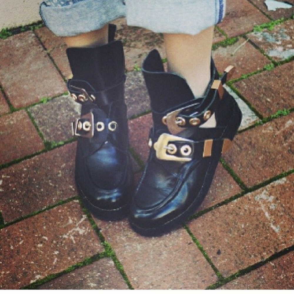 ISO JESSICA BUURMAN