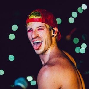 Meet your Posher, Marissa