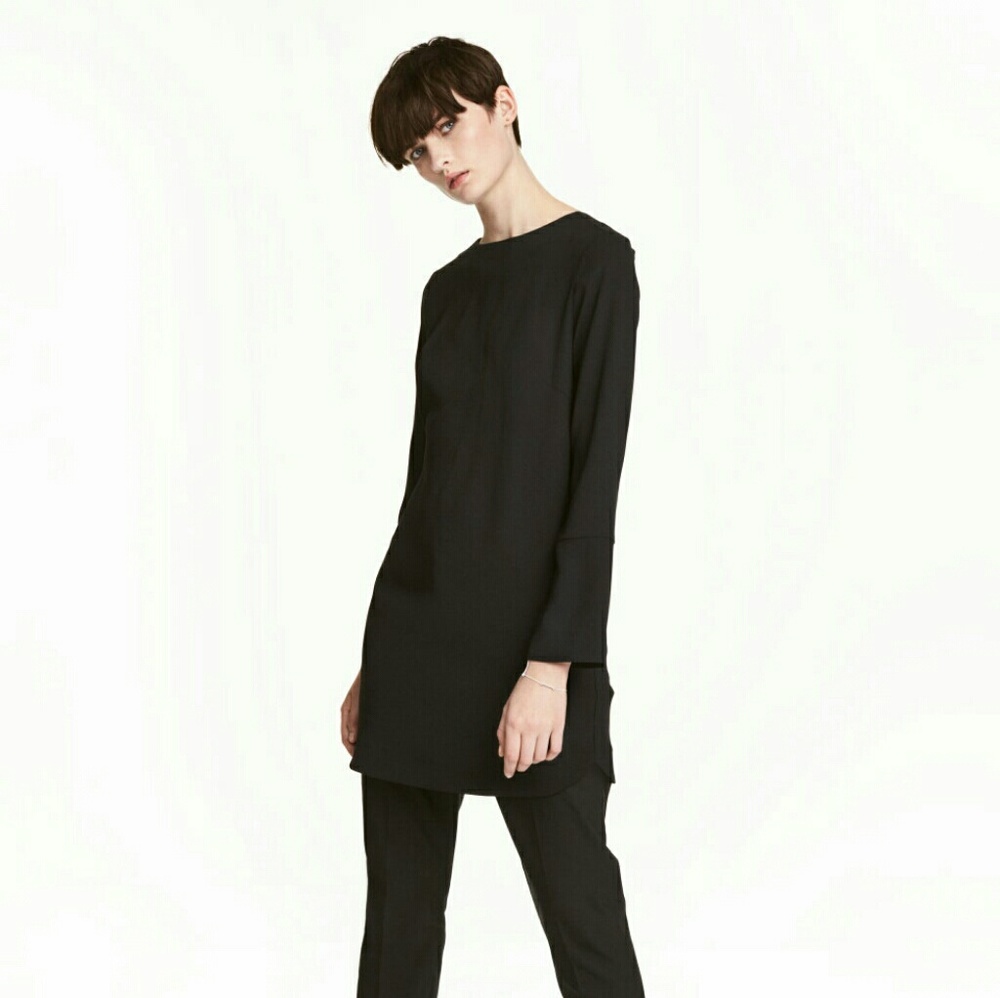 Black creped bell sleeve dress