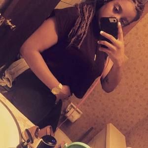 Meet your Posher, Jasmine