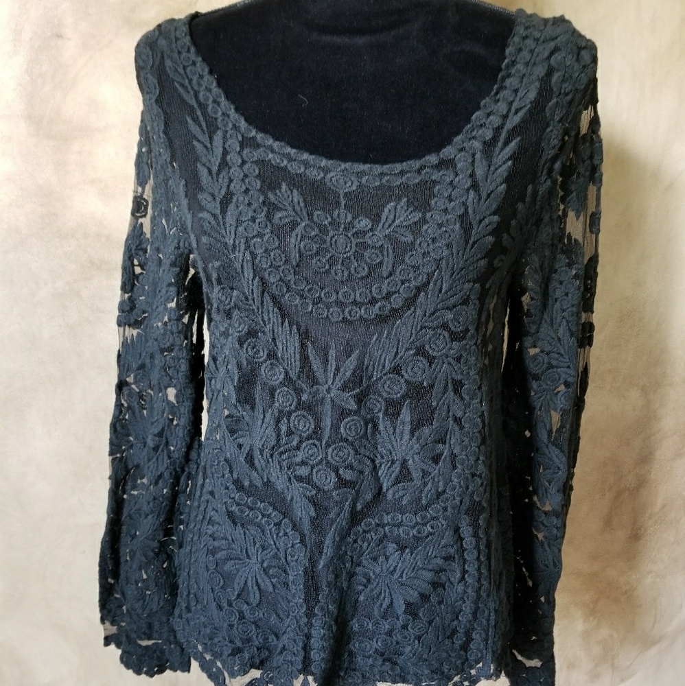 Boutique brand top