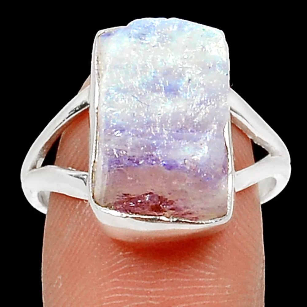 Abnormal rectangular moonstone 9/5SS ring size 8.5