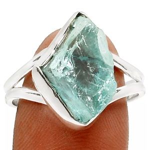 Gorgeous genuine Aquamarine rough cut 925SS ring
