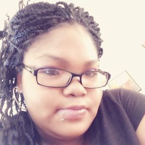 Meet your Posher, Marisha