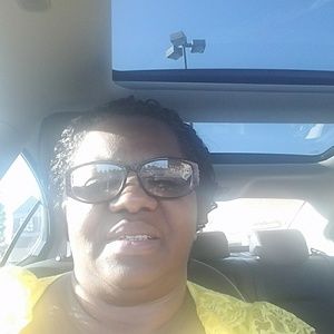 Meet your Posher, Lisha