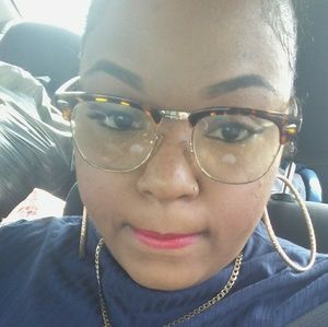 Meet your Posher, Kishana