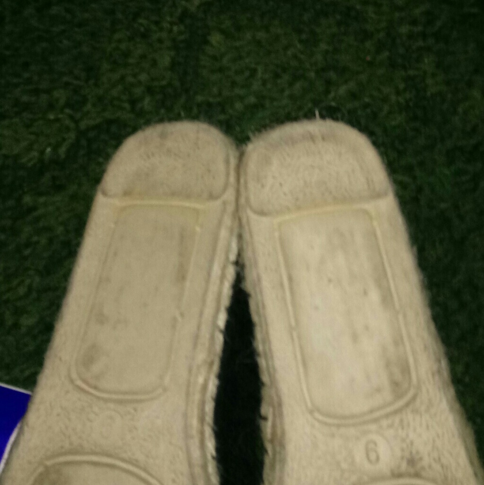 Shoes - Picture 3 of 3
