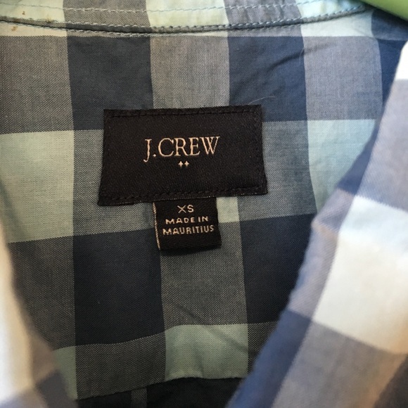 J Crew Blue Short Sleeve Button Up Shirt - Picture 2 of 2
