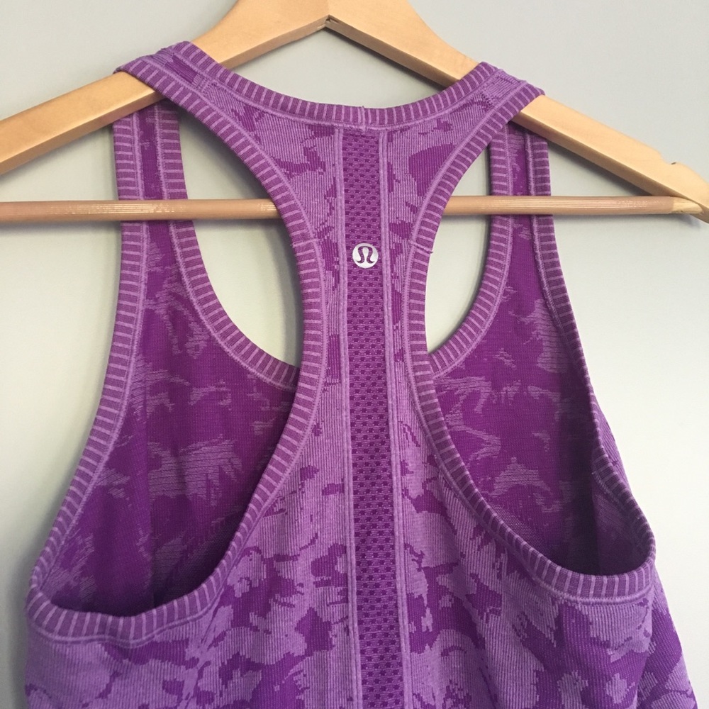 Lululemon swiftly tank purple camo hardly worn - Picture 4 of 4