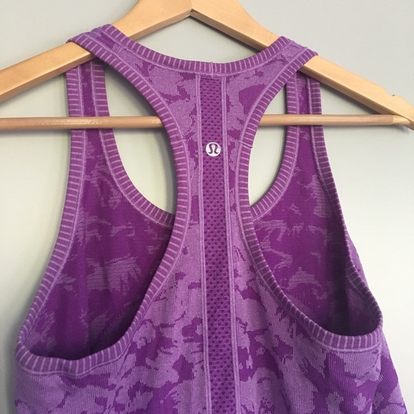 Lululemon swiftly tank purple camo hardly worn - Picture 4 of 4