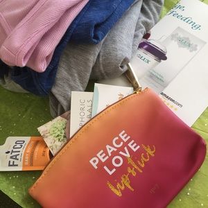 Matching Sets - FREE 🎁 Gift with purchase! Matching Sets - FREE 🎁 Gift with purchase!