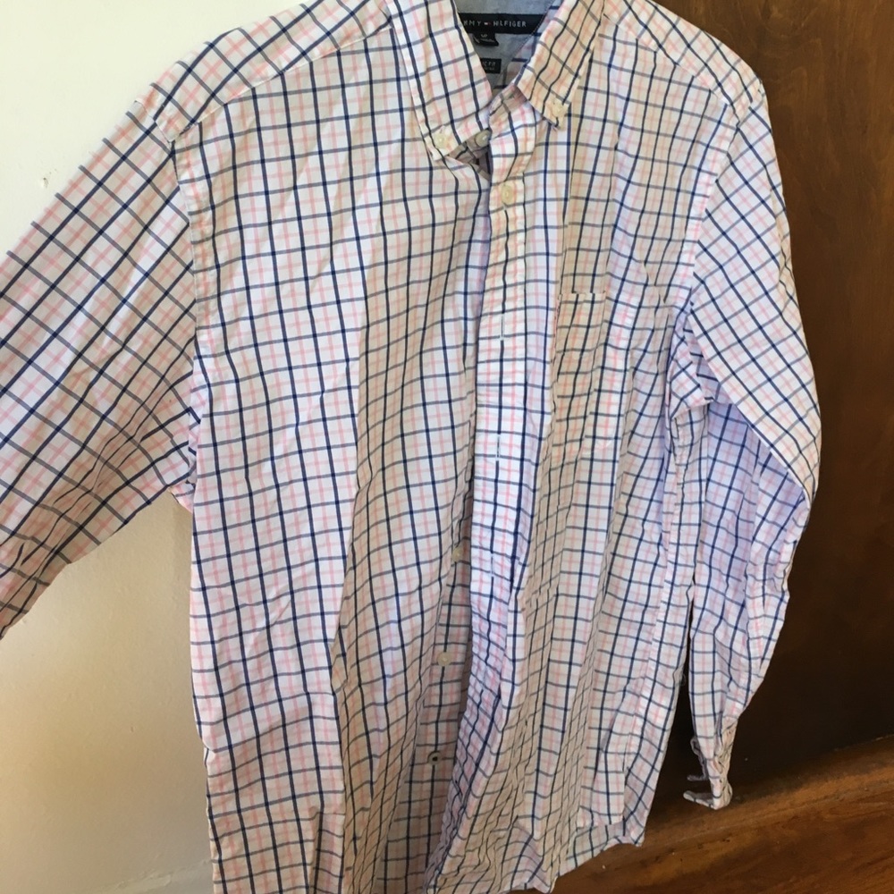 Tommy Hilfiger long sleeve button up shirt