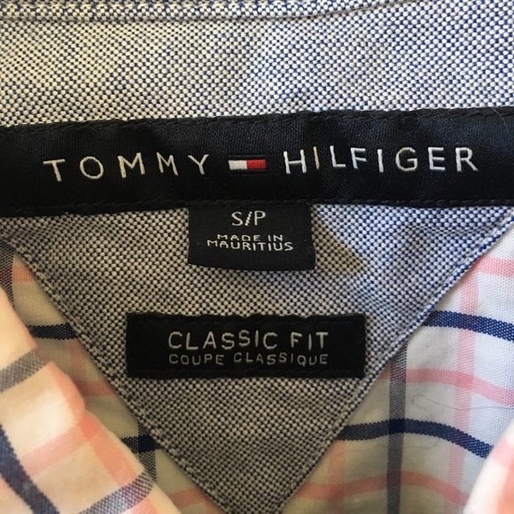 Tommy Hilfiger long sleeve button up shirt - Picture 2 of 3