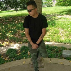 Meet your Posher, Enrique