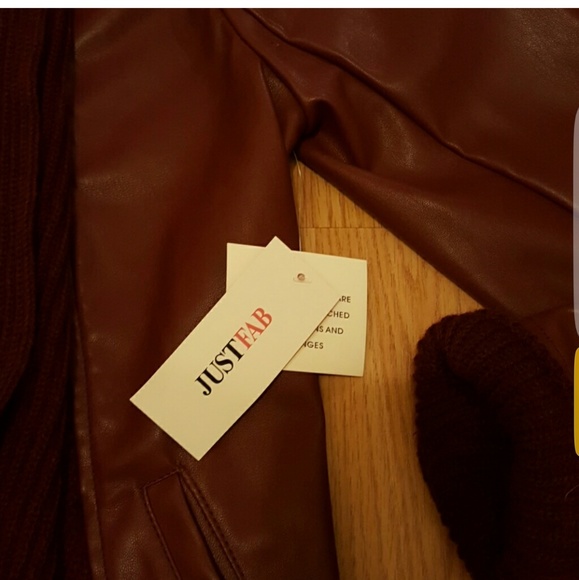 BNWT, NEVER WORN burgundy Jacket - Picture 3 of 6