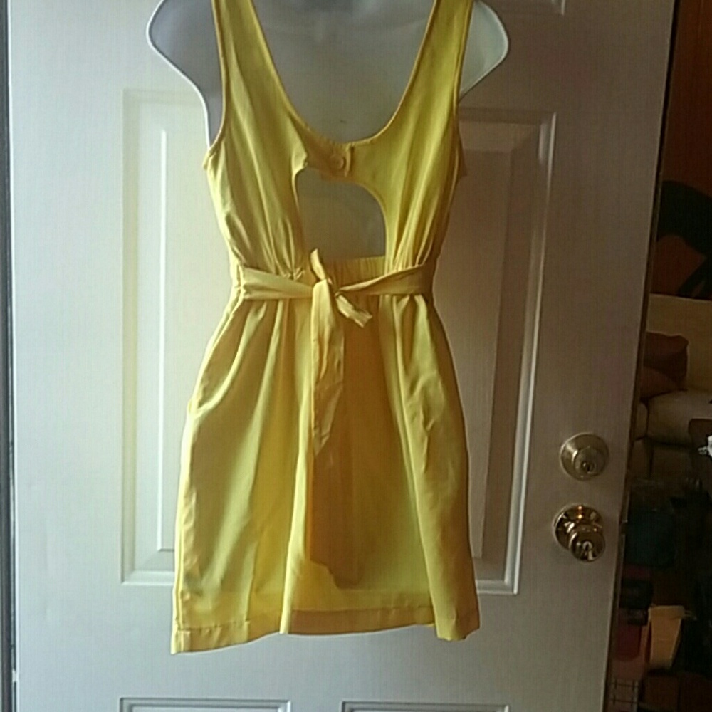 Dress - Picture 2 of 2