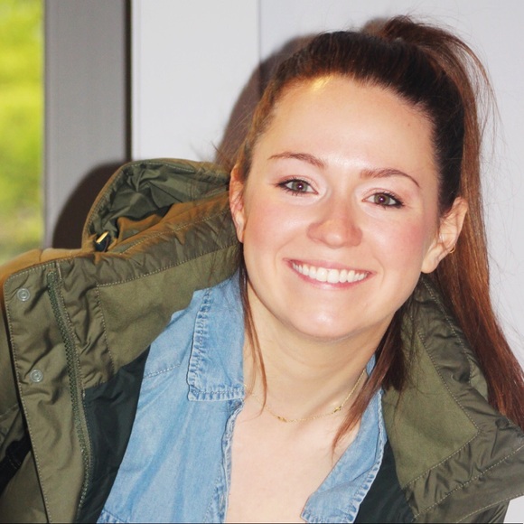 Meet your Posher, Katherine - Picture 1 of 1
