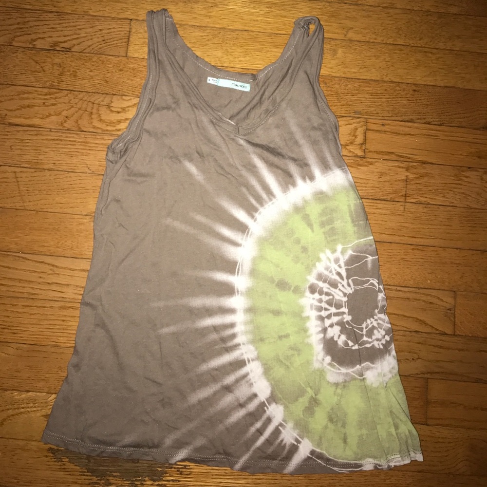 MAURICES TANK