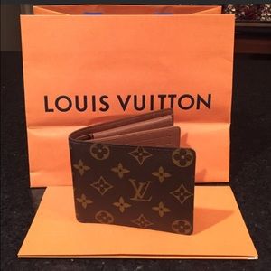 Louis Vuitton Men's Tri-fold Wallet Louis Vuitton Men's Tri-fold Wallet